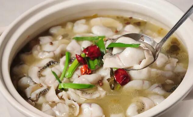 小魚號酸菜魚米飯加盟