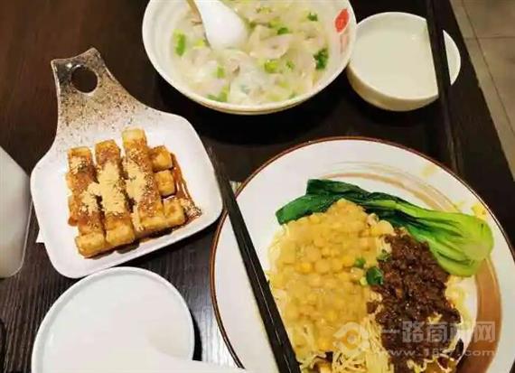 旺小生重庆小面