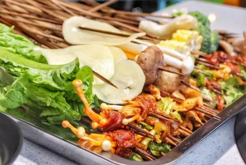 签小二串串火锅加盟