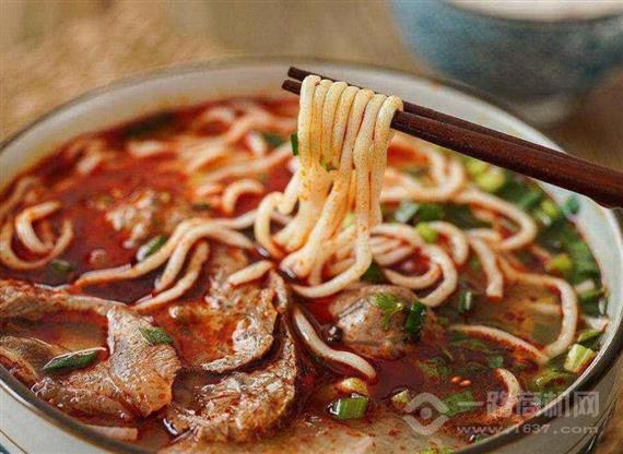 面决手工牛肉面