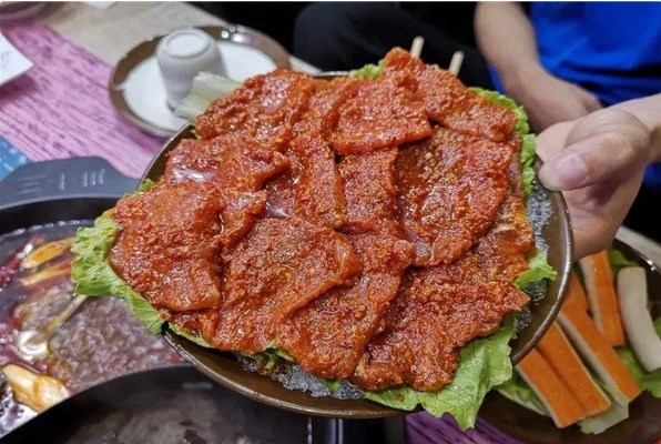花田里臻牛潮汕牛肉火锅加盟