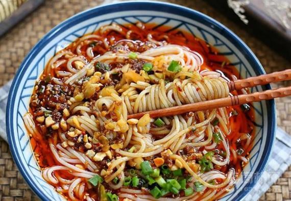 成五娃重庆小面