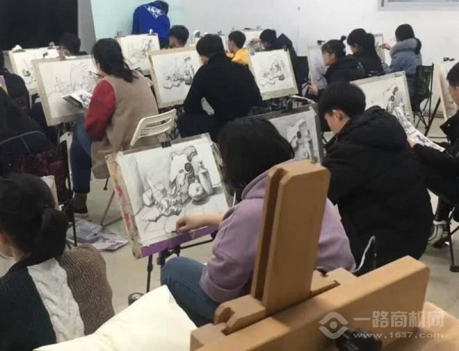 大空间画室 大空间画室