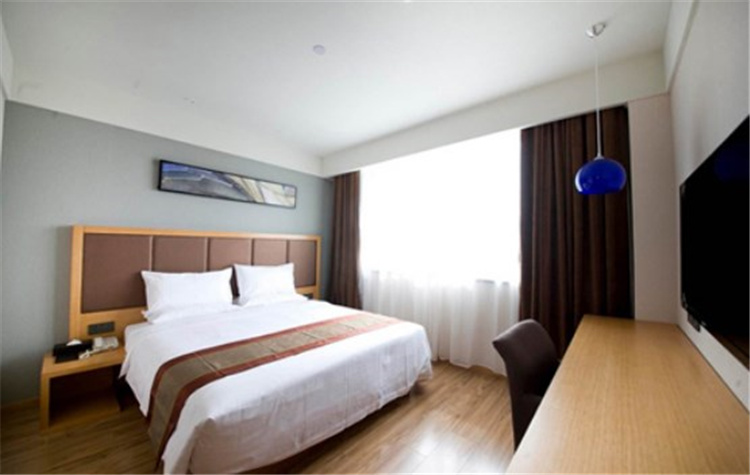 卡爾森酒店 卡爾森酒店