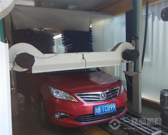 宝力洁智能自助洗车机