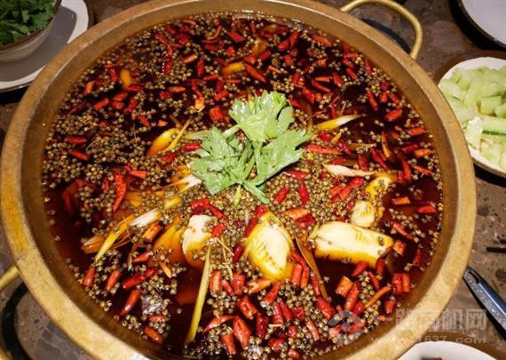 三不渝鱼蛙火锅