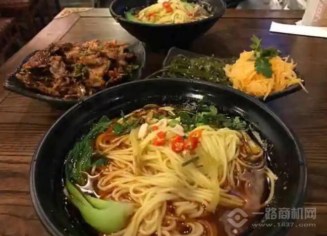 小庭丰重庆小面