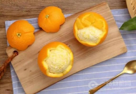 5个橙子自动榨汁贩卖机