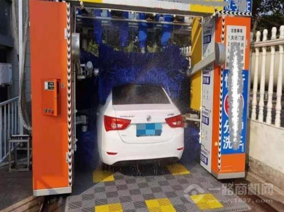 洁洗卡自助洗车机