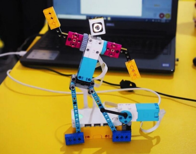 百变创造力乐高活动中心加盟 百变创造力乐高活动中心加盟