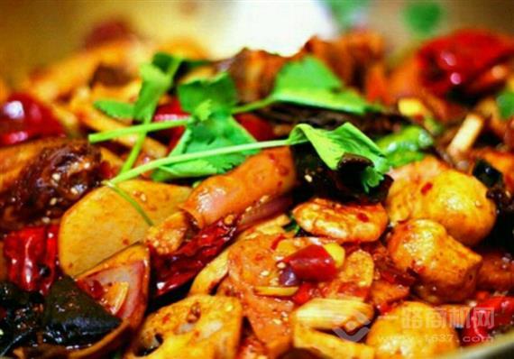 小耳朵私厨麻辣香锅