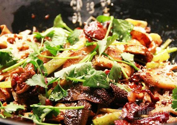 椒锅锅麻辣香锅