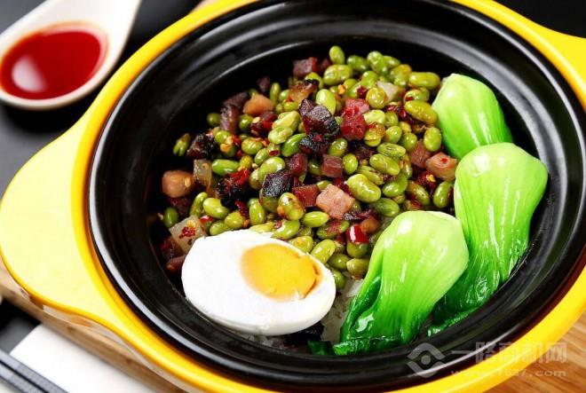 超記煲仔飯加盟