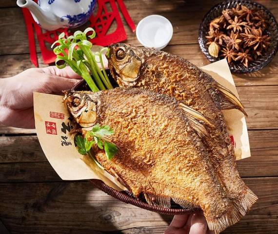 午坊街腊香卤鸡