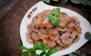 牛犊家牛肉汤