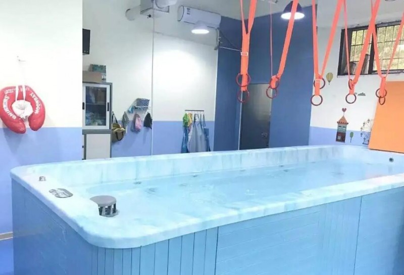 撲撲鯨水育早教中心