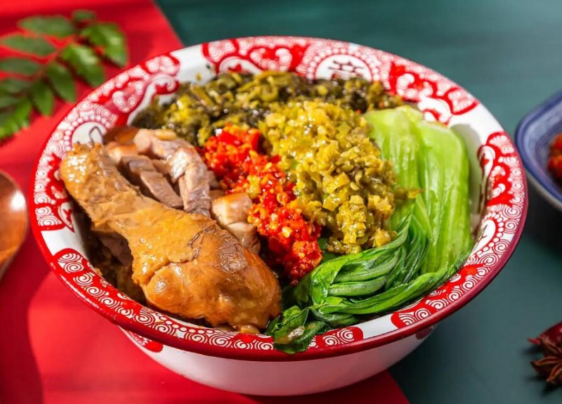 流浪地图剁椒卤汁拌饭