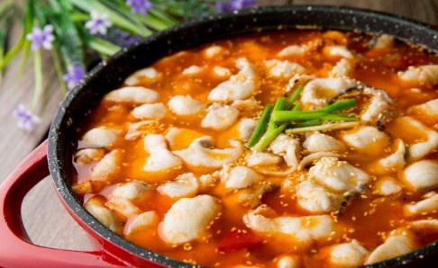 鱼吖吖酸菜鱼米饭加盟