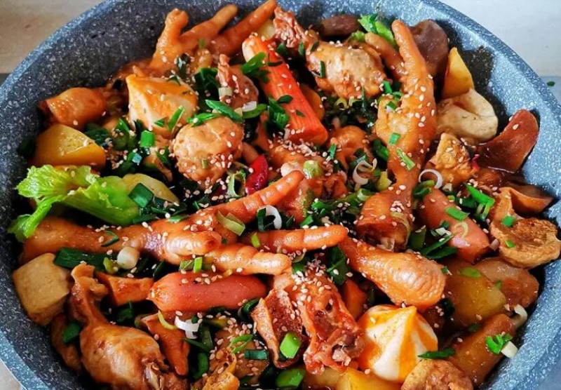 小耳朵私厨麻辣香锅加盟