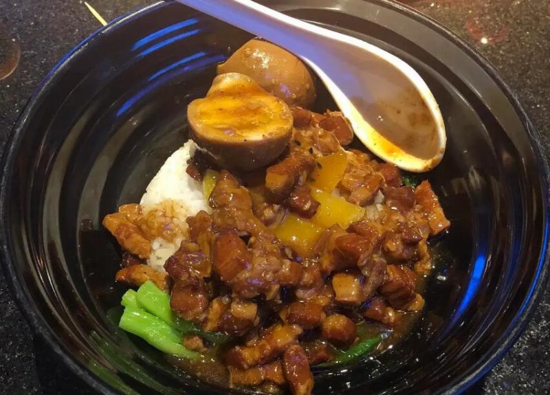 今日飯點鹵肉飯