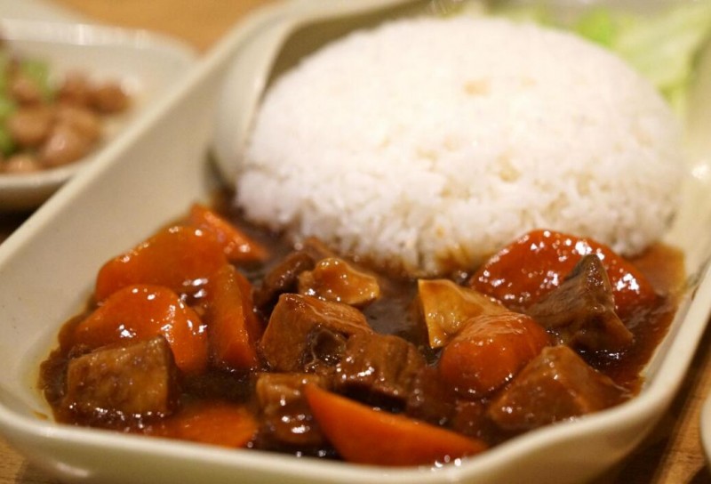 杨小犟牛肉饭