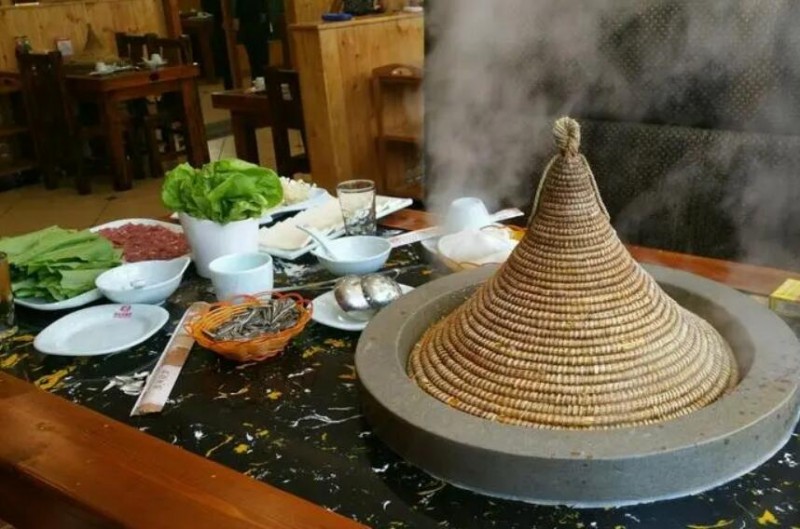 鲜境蒸汽石锅鱼加盟