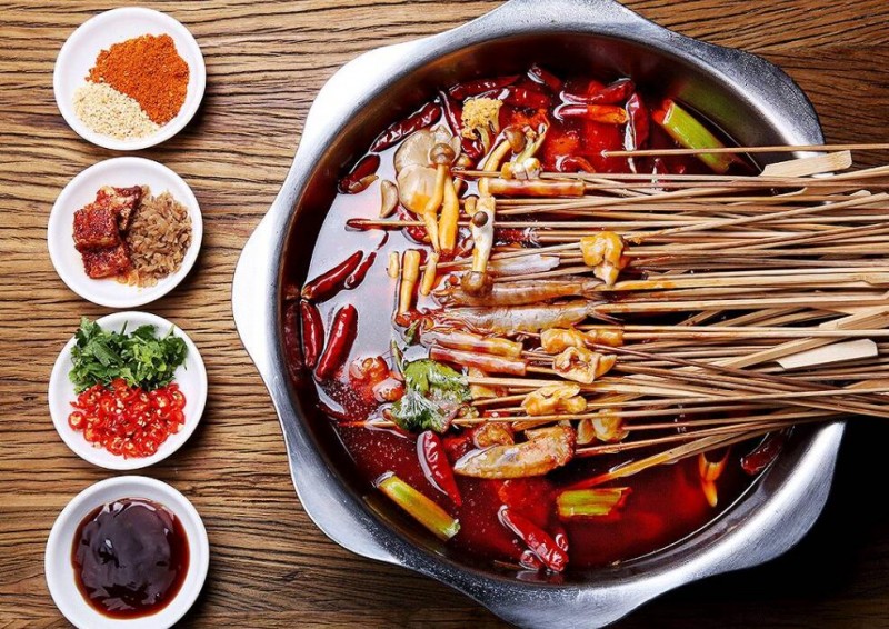 飞外天串串香加盟