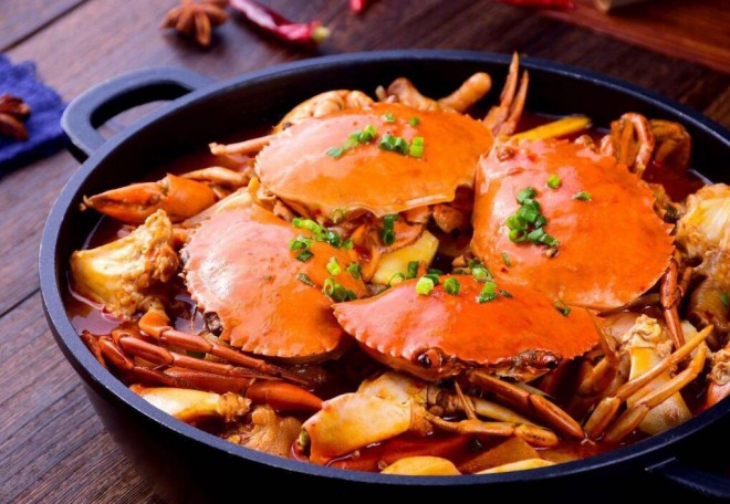 英港肉蟹煲加盟