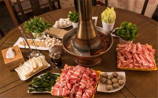 鮮火根老火鍋加盟