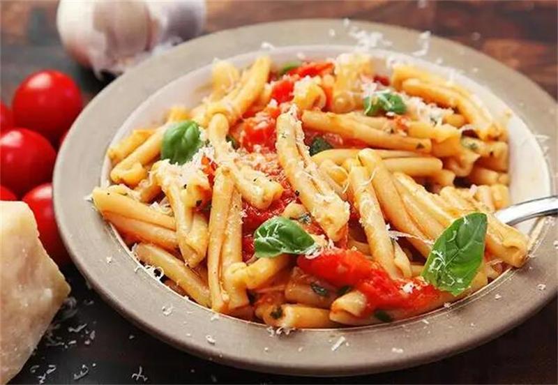 焗醬貓手作意面加盟