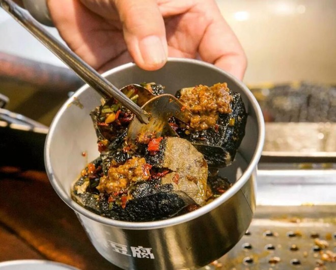 黃稻吉老長沙臭豆腐加盟
