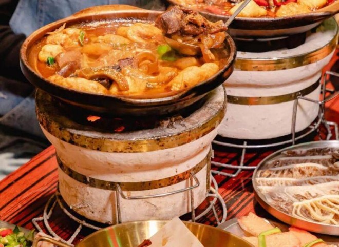 春幸記港式地攤打邊爐