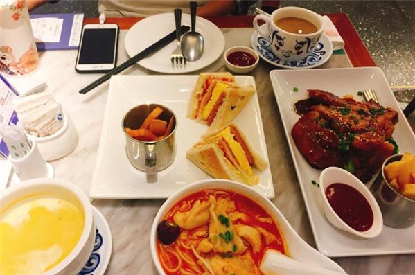 茶港港式茶餐廳