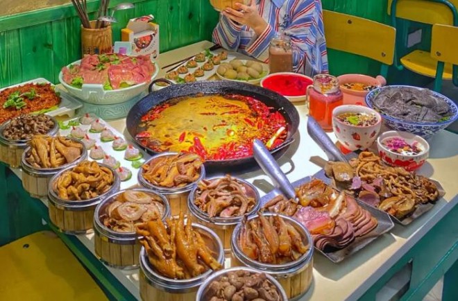 歪館老同學火鍋