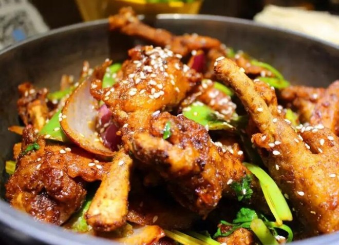 椒香輝映干鍋加盟