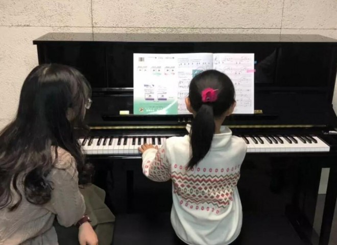 卓奕钢琴学校