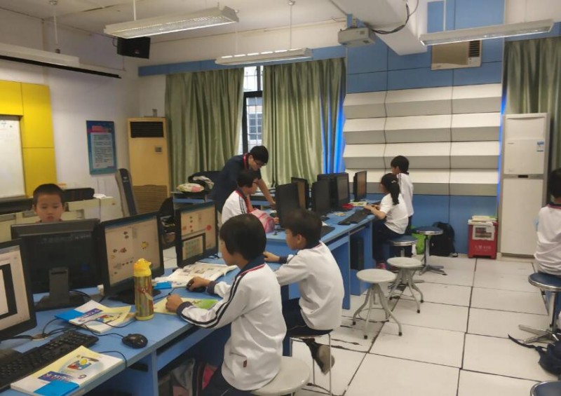 贝尔机器人儿童学院加盟