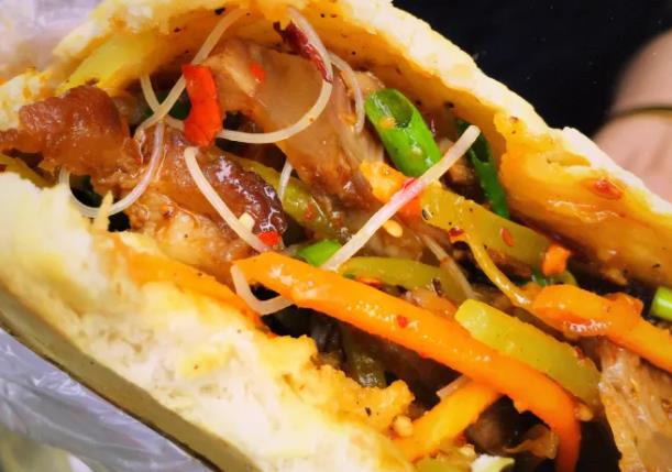 嚴太婆鍋魁加盟