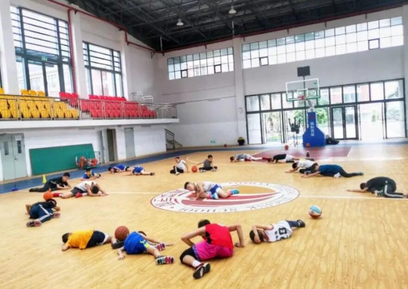 未来新星外教篮球训练营