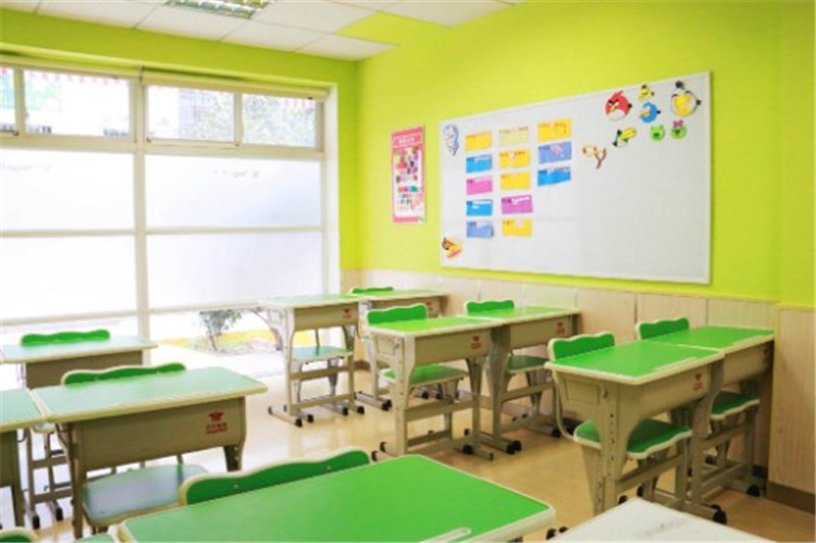 圣娜貝彼國際托育中心加盟