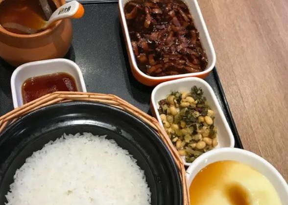 米大娘現煲瓦罐飯加盟