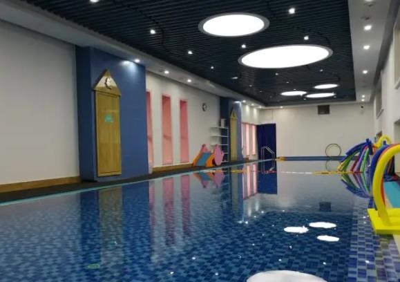 blueblue亲子游泳中心