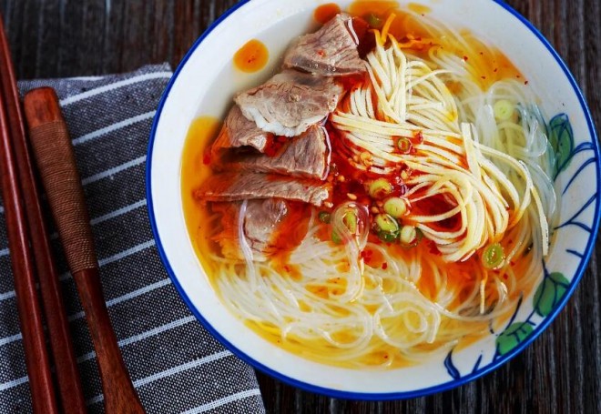 張署龍牛肉粉絲湯