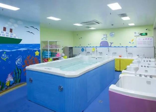 启贝婴儿游泳馆