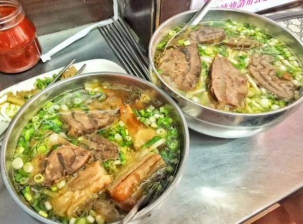 林东芳牛肉面