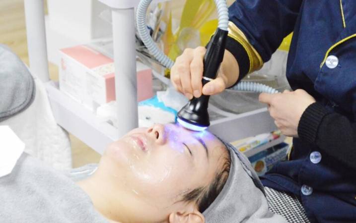 麦恩凯尔皮肤管理