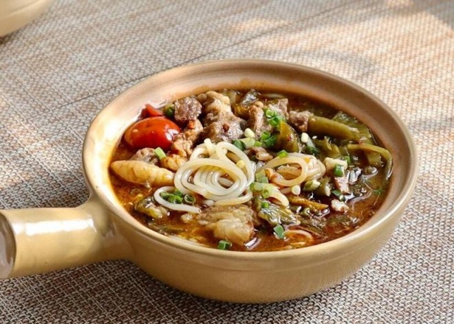 党鹏鹏牛肉米线馆 党鹏鹏牛肉米线馆