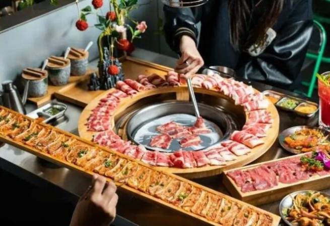 春英乡村烤肉店