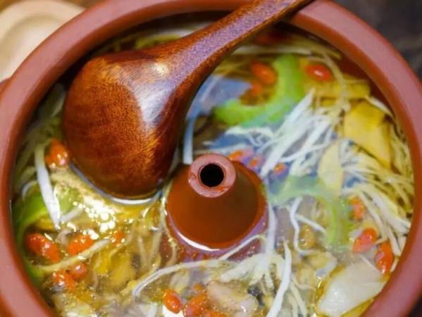 宴羊天汽锅米线