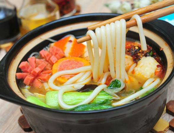 溢香缘过桥米线